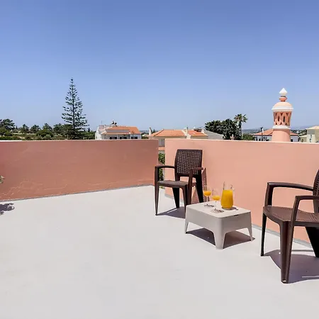 #373 Charming 3br With Spacious Garden & Bbq * 阿尔布费拉